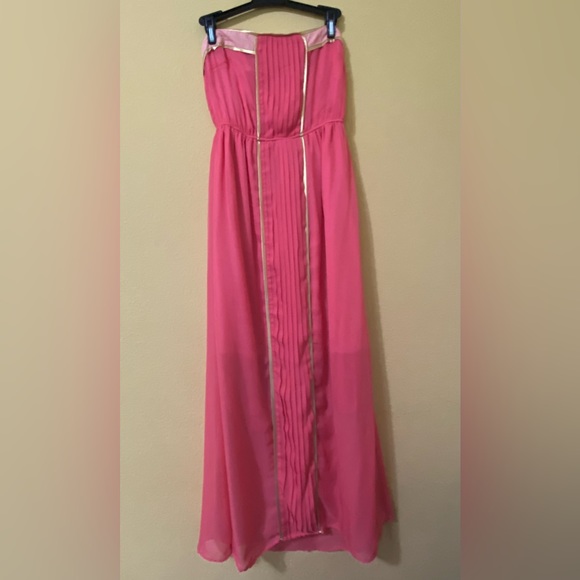 west 36th Dresses & Skirts - Elegant Pink Maxi Dress